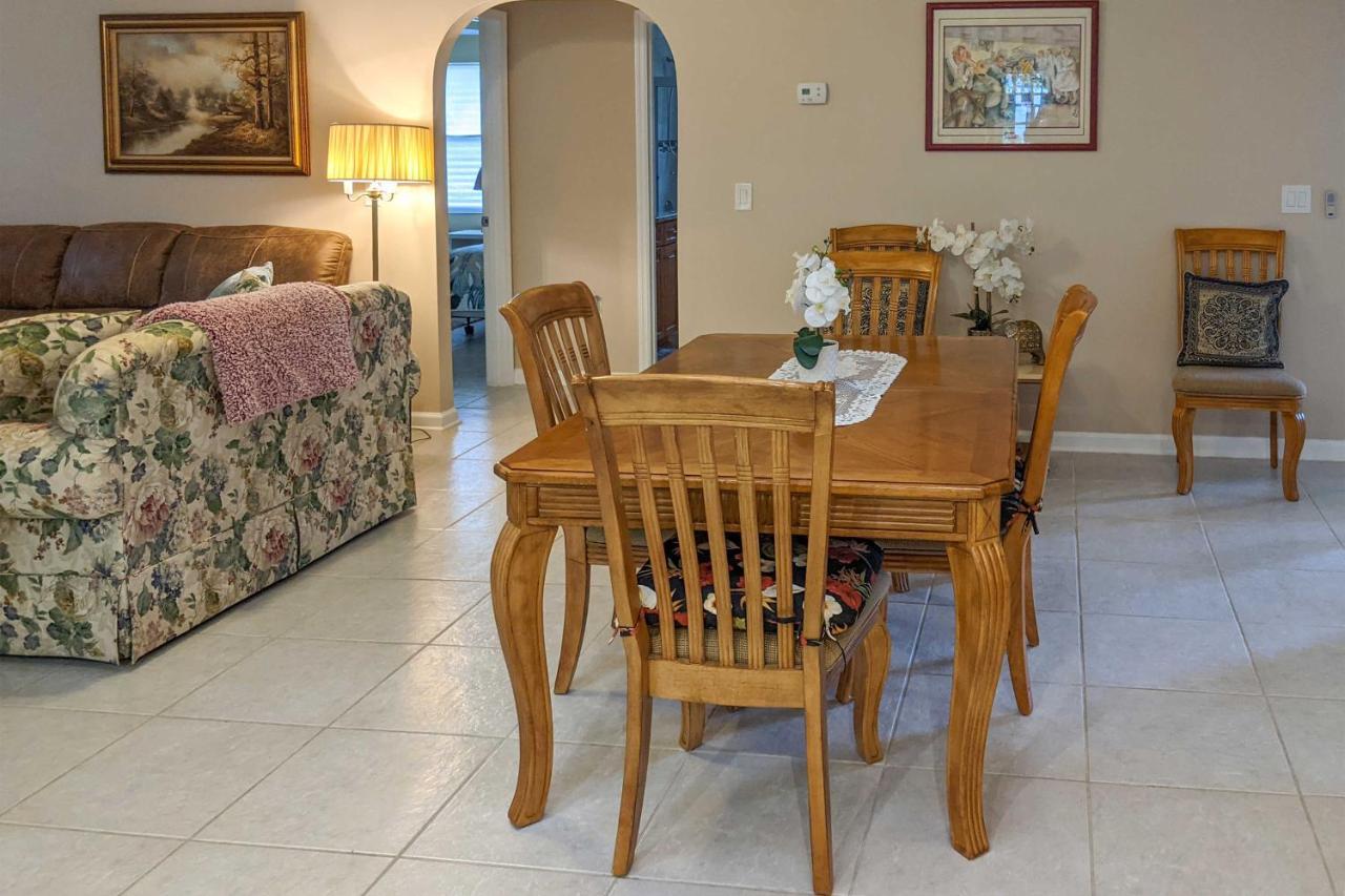 Pet-Friendly Flagler Beach Home With Yard Near Beach Bagian luar foto